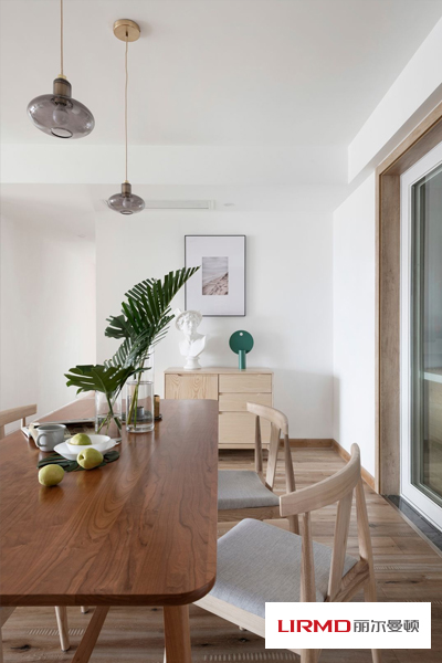 湖南麗爾曼頓家居集團,定制家具,全屋實木定制； 