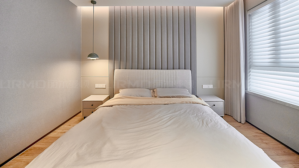 現(xiàn)代風(fēng)-中隆國際